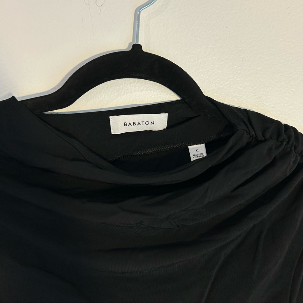 Aritzia Exhibit Top - Picture 4 of 4